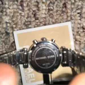Michael Kors MK 5353 Watch. In great condition but needs new battery. Michael Kors | Accessories | Michael Kors Mk 5353 Watch In  main image 4